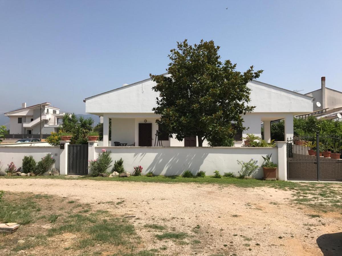 Alloggio Turistico Al Mare Sperlonga E Terracina Βίλα Lido Di Fondi Εξωτερικό φωτογραφία